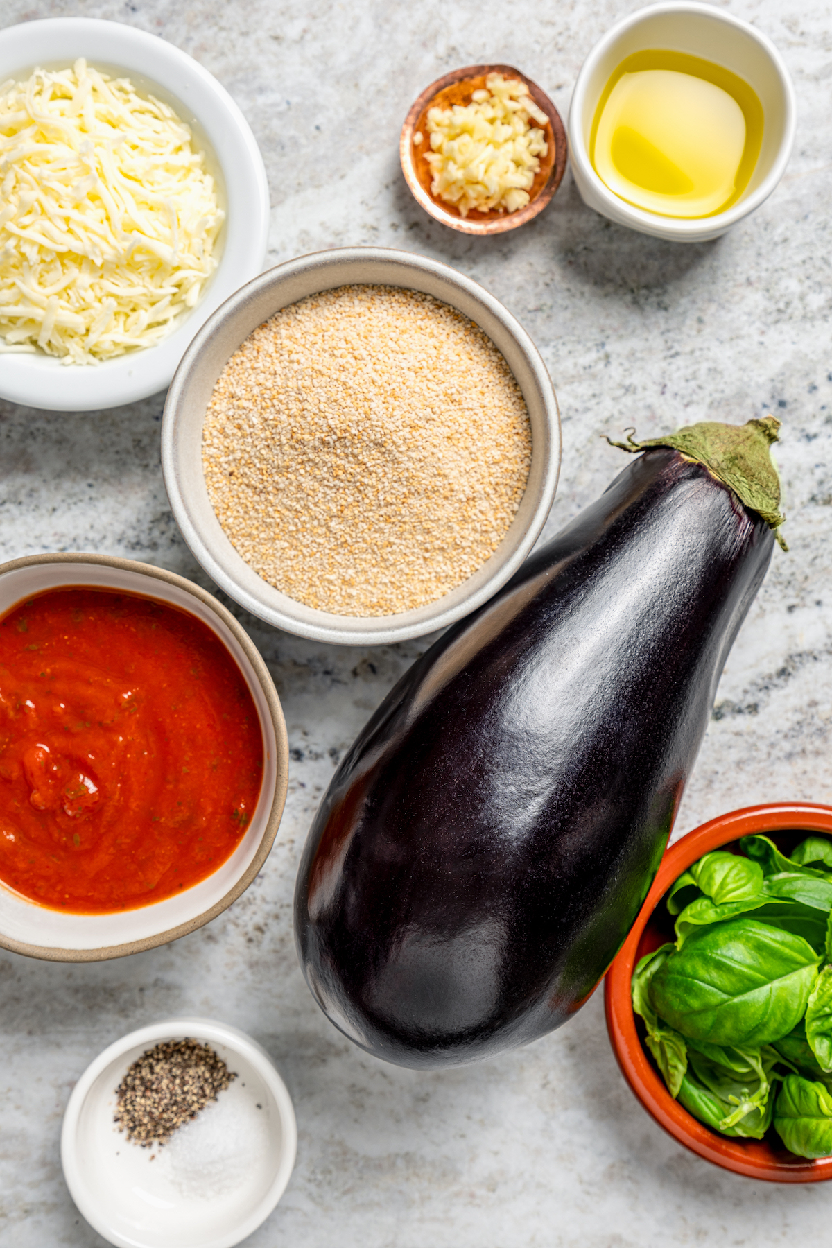 This saucy air fryer eggplant parmesan recipe with fresh mozzarella is the perfect veggie appetizer for dinner parties. Ingredients for air fryer eggplant parmesan.