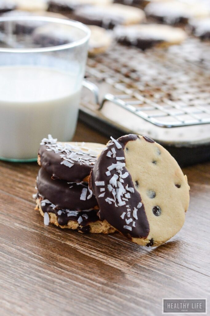 Paleo and Gluten Free Double Chocolate Coconut Shortbread Cookie Recipe | ahealthylifeforme.com