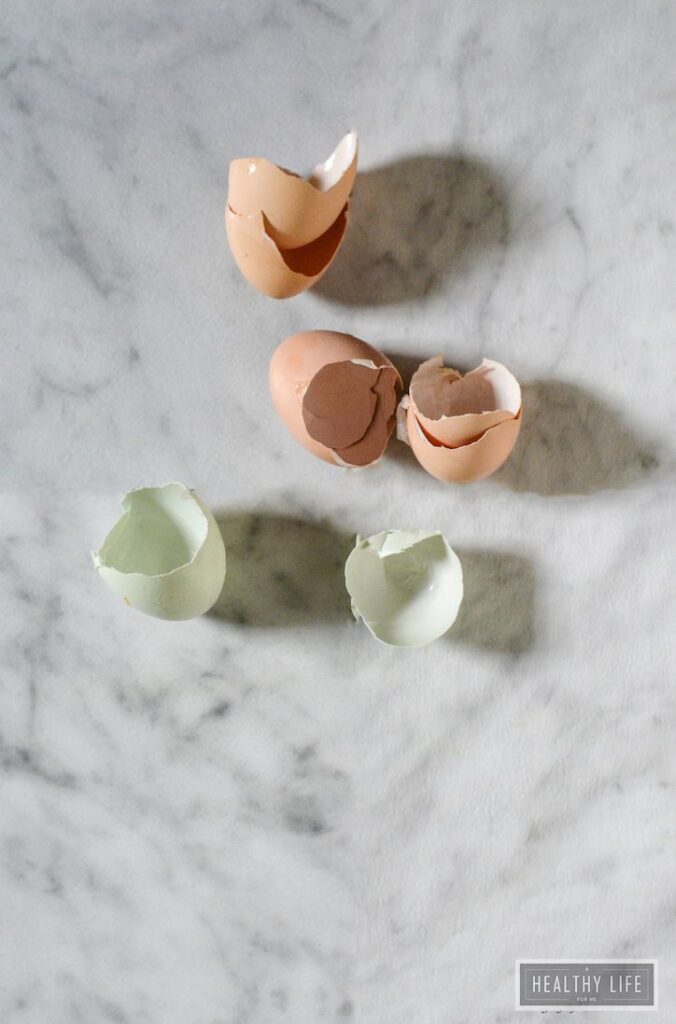 Baked Egg Ricotta Thyme Cups for a healthy easy breakfast recipe | ahealthylifeforme.com