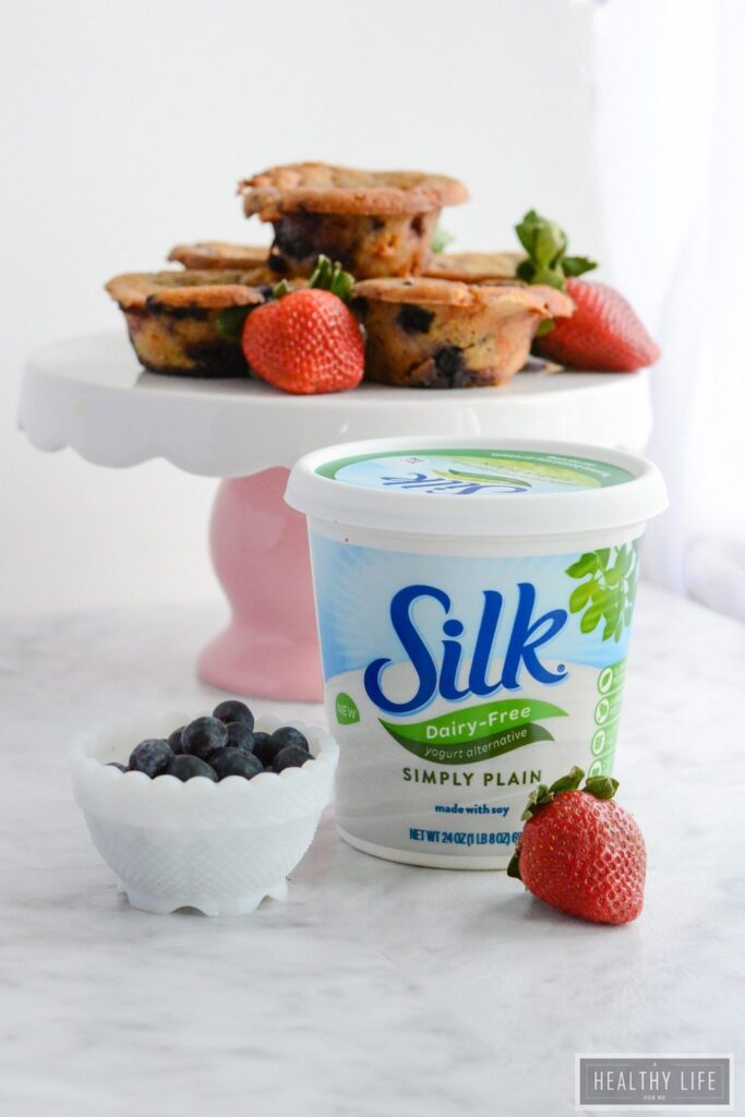 Mixed Berry Breakfast Muffins gluten free and dairy free recipe | ahealthylifeforme.com