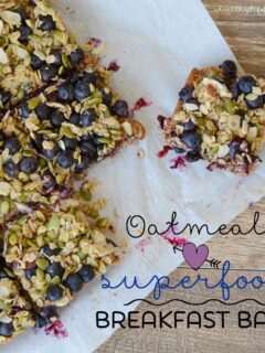 Oatmeal Superfood Breakfast Bars Healthy Treat Recipe | ahealthylifeforme.com
