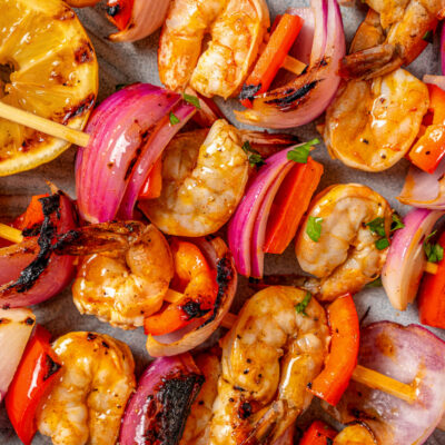 Landscape photo of shrimp brochettes.